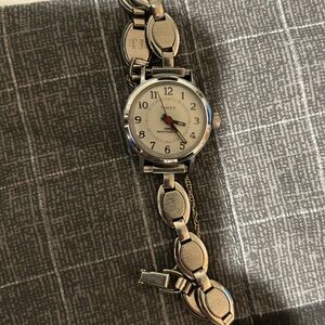 Antique Timex Silver Watch with Oval Link Band for Women. OS